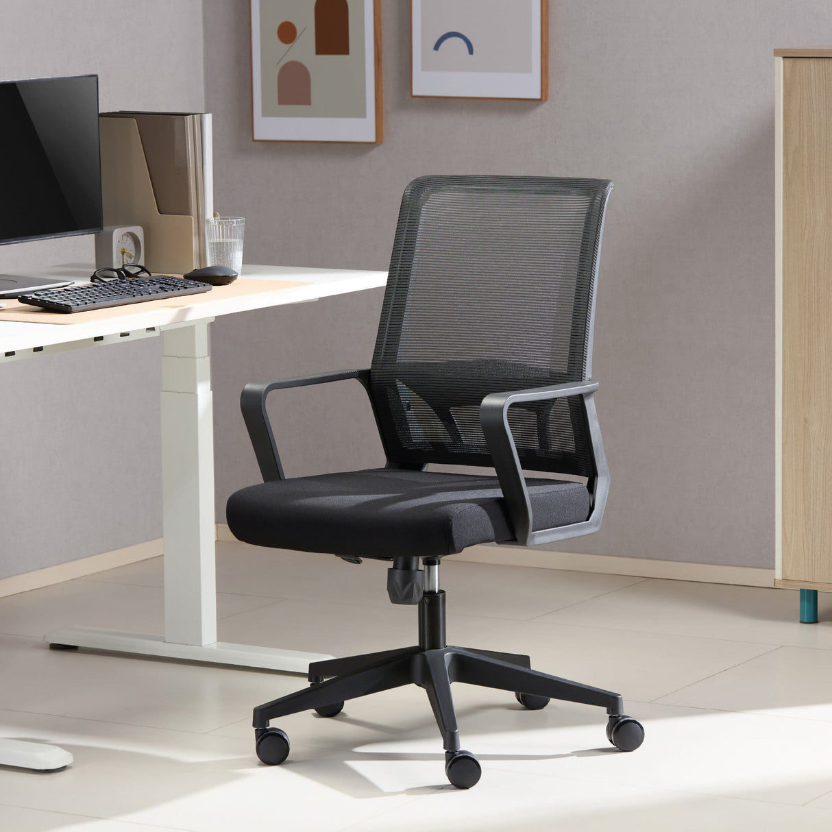 TTAP Cambridge Black Mesh Office Chair