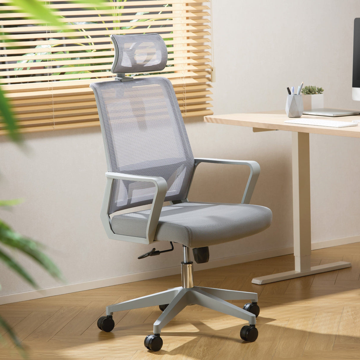 TTAP Cambridge Grey Plus Mesh Office Chair