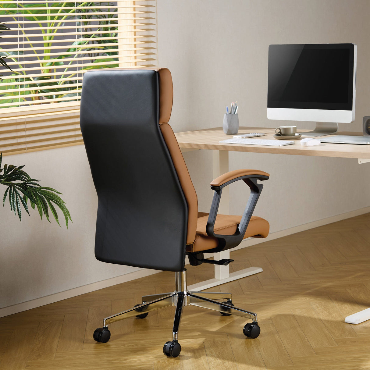 TTAP London Tan Leather Faced Office Chair