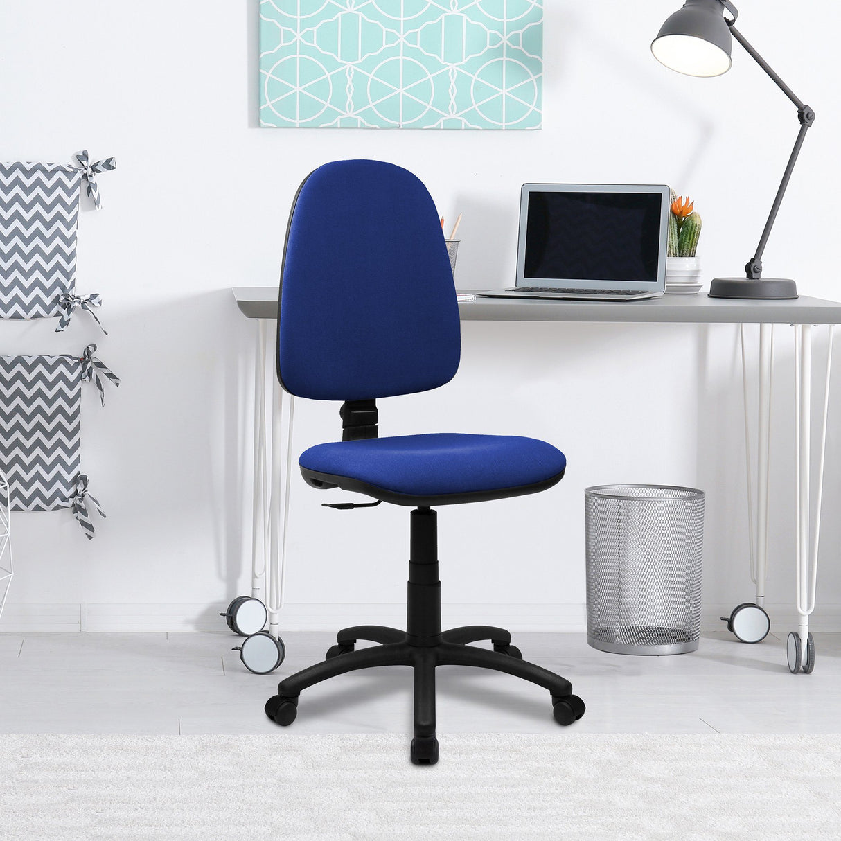 Nautilus Designs Java 100 Medium Back Operator Chair - Single Lever - Blue