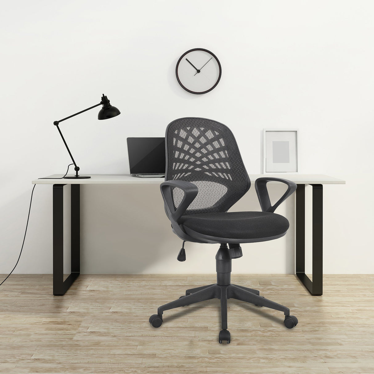 Nautilus Designs Lattice Mesh Back Operator Armchair with Fluted Black Nylon Base - Black