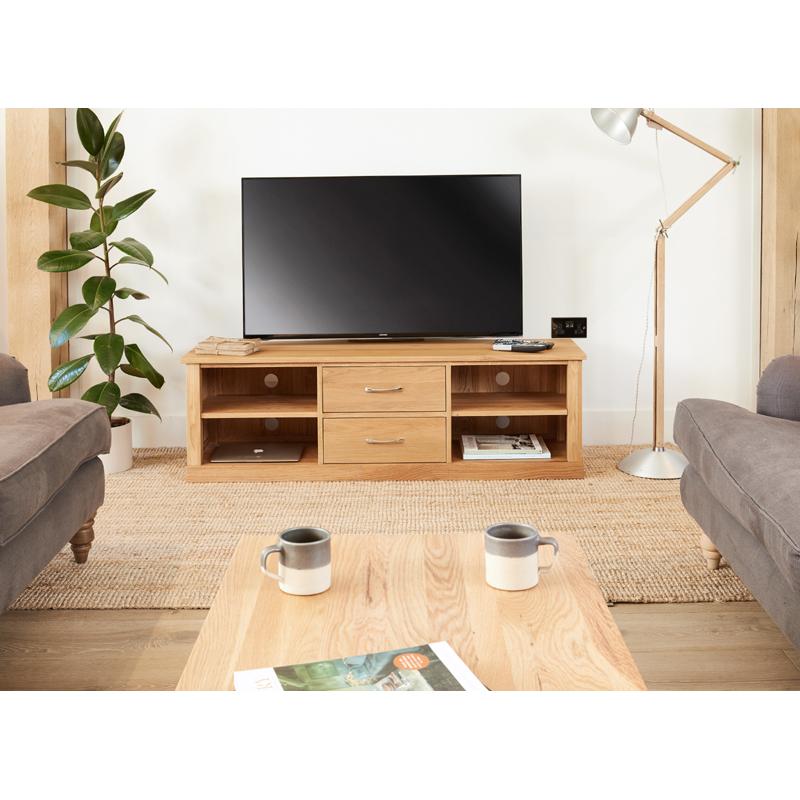 Baumhaus Mobel Oak Cantilever TV Stand (COR09E)