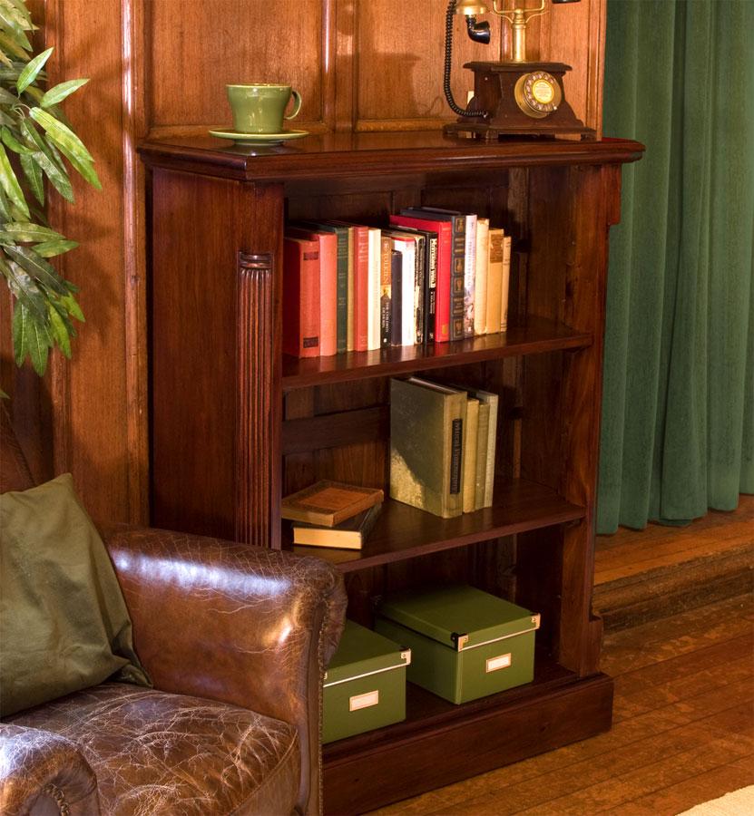 Baumhaus La Roque Mahogany Low Open Bookcase (IMR01B)