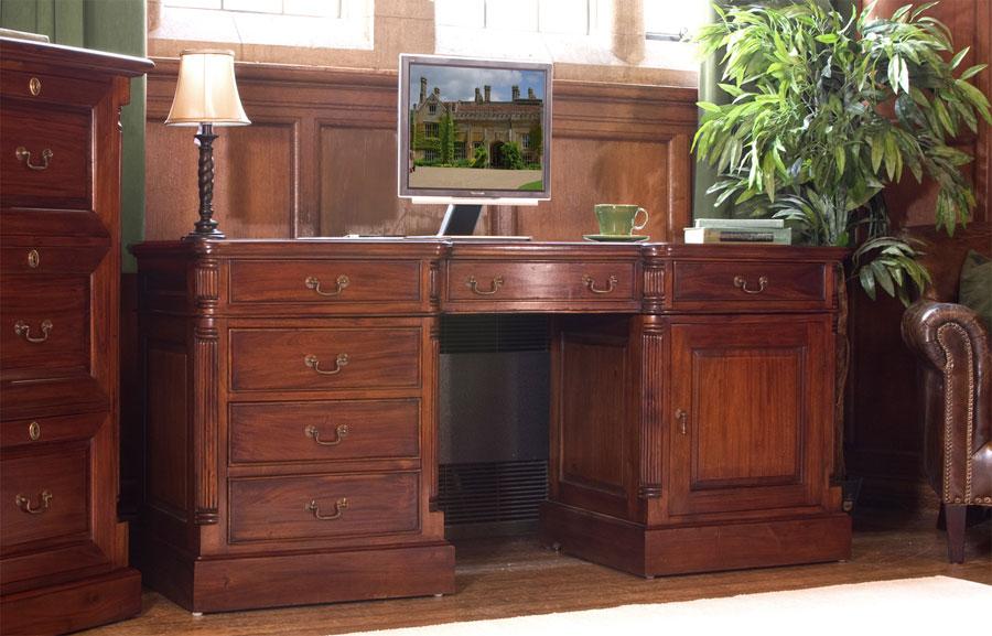 Baumhaus La Roque Mahogany Twin Pedestal Office Desk (IMR06C)