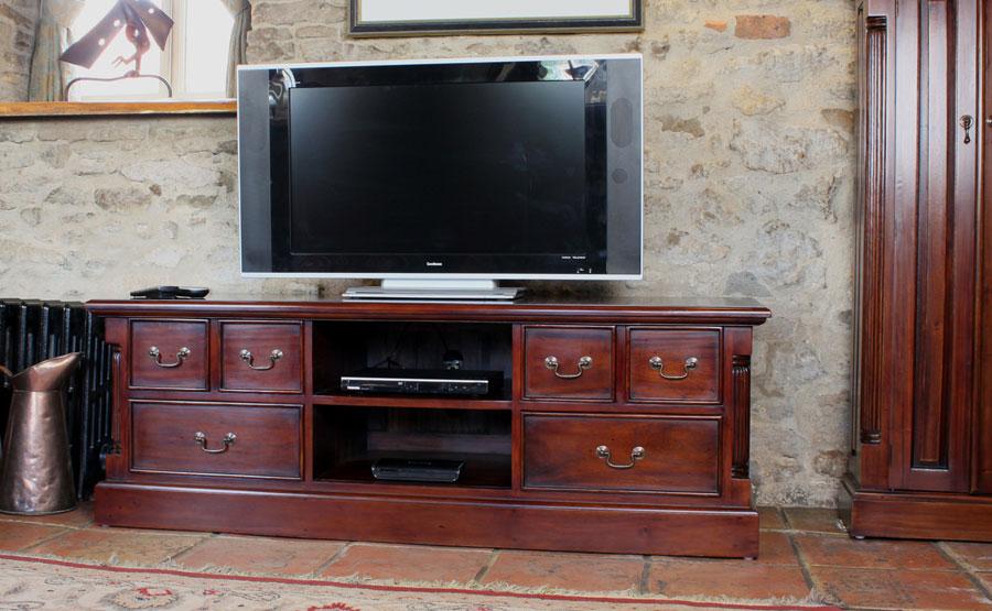 Baumhaus La Roque Mahogany TV Cabinet (IMR09A)