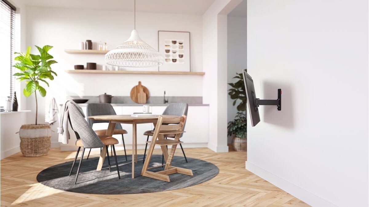 Vogels TVM 3225 TV (19-43") Single Arm Black TV Wall Bracket