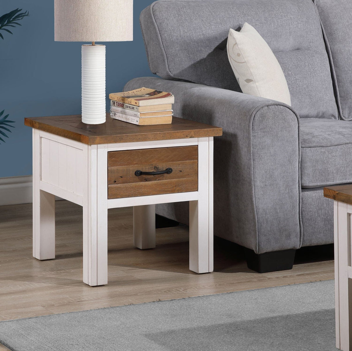 Baumhaus Splash of White - Lamp Table With drawer (VTTW10B)