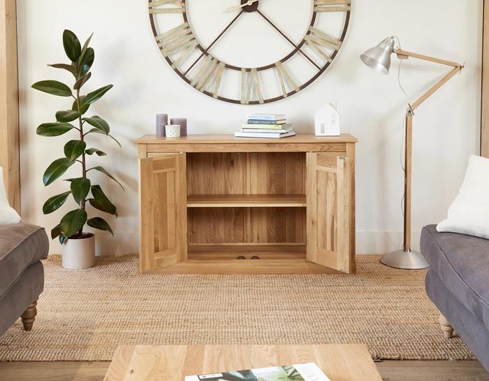 Baumhaus Mobel Oak Six Drawer Sideboard (COR02B)