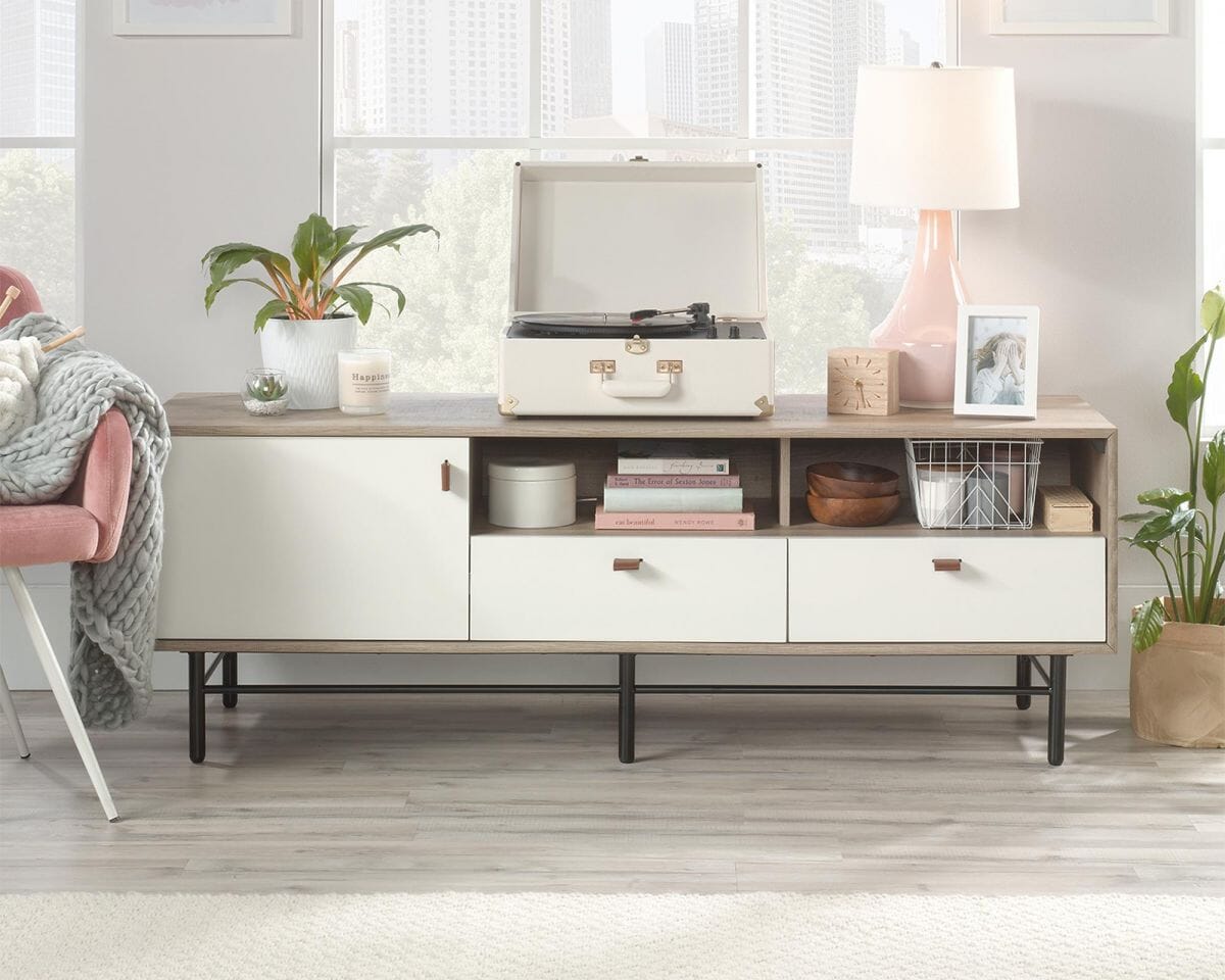 Teknik AVON LEATHER HANDLED TV STAND/CREDENZA (5422051)