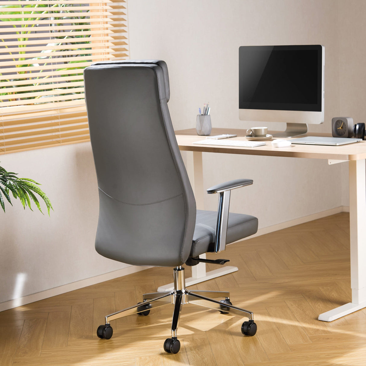 TTAP York Grey Leather Faced Office Chair
