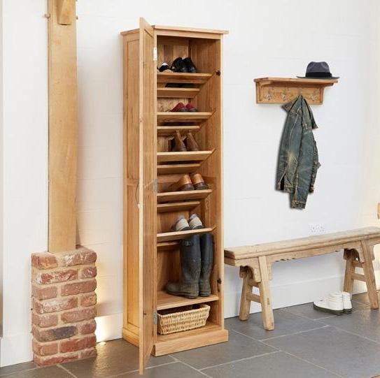 Baumhaus Mobel Oak Tall Shoe Cupboard (COR20E)
