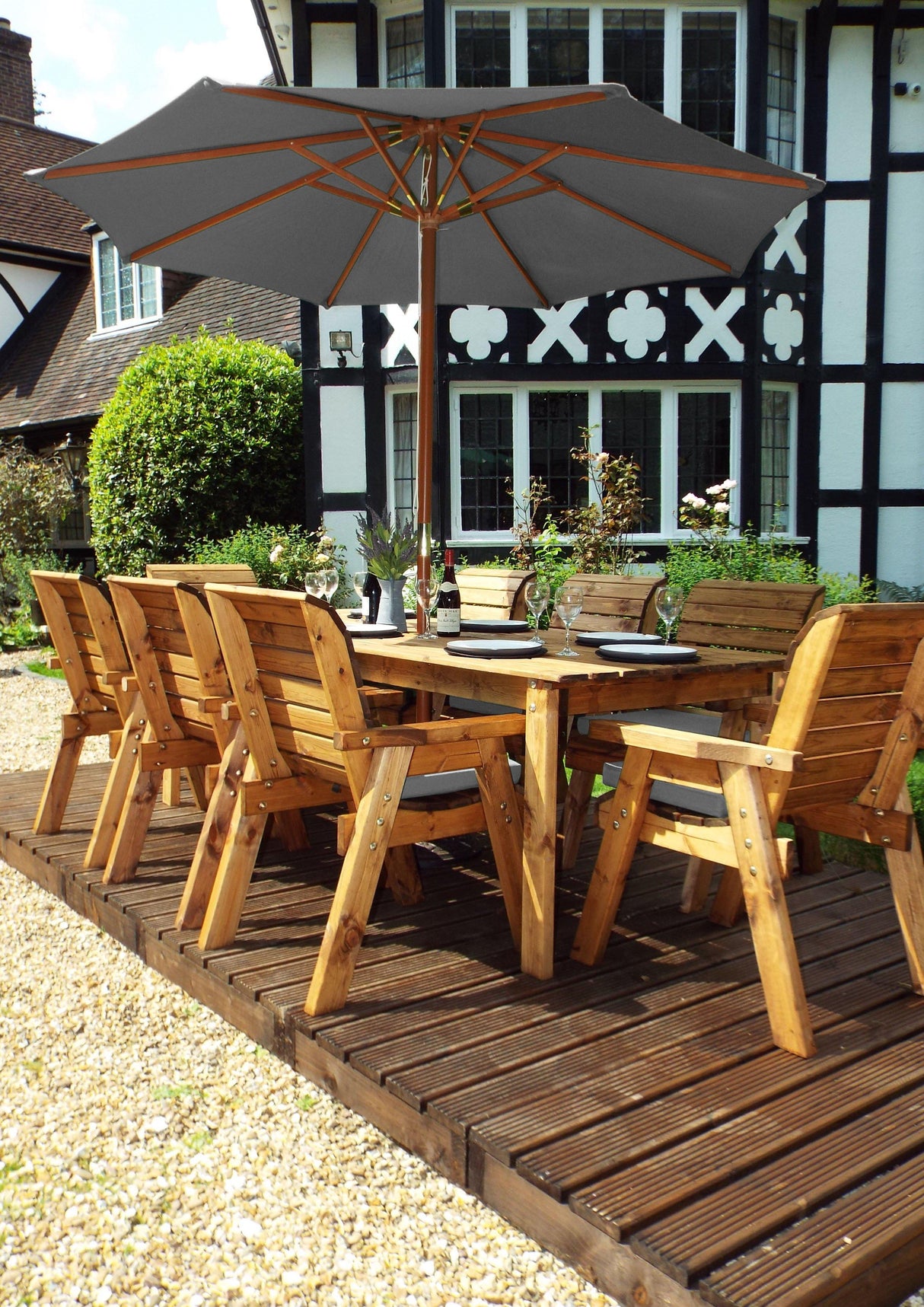 Charles Taylor Eight Seater Rectangular Table Set with Cushions and Parasol (HB17)